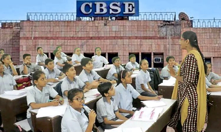 ಎಲ್ಲ ಸಿಬಿಎಸ್‌ಇ ಶಾಲೆಗಳಲ್ಲಿ ಈ ವರ್ಷದಿಂದ ತ್ರಿಭಾಷಾ ನೀತಿ