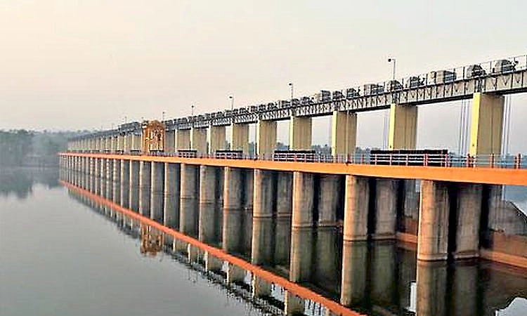Water level drops at Thumbe vented dam, rationing to begin in Mangaluru from May 4