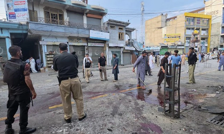 14 dead in explosion during peace rally in NW Pakistan