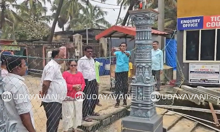 DC Swaroop T.K., MLA Gurme Suresh Shetty inspect coastal erosion-hit areas