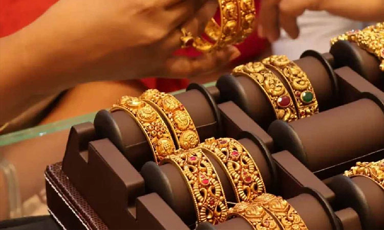 Gold Price: ದಿಲ್ಲೀಲಿ 10 ಗ್ರಾಂ ಚಿನ್ನ ರೂ.3,400 ಏರಿಕೆ: ಈಗ ಬೆಲೆ 1.59 ಲಕ್ಷ ರೂ.