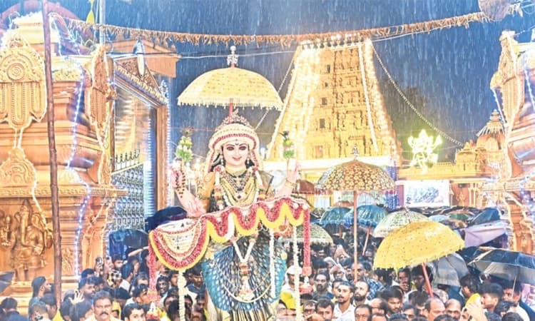 Mangaluru Dasara Shobha yatra concludes
