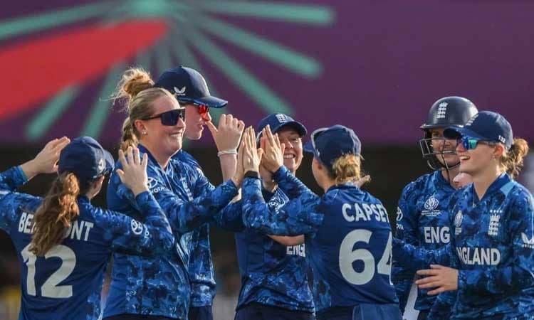 ವನಿತಾ ವಿಶ್ವಕಪ್‌: ದ.ಆಫ್ರಿಕಾ ವಿರುದ್ಧ ಇಂಗ್ಲೆಂಡ್‌ ಜಯಭೇರಿ