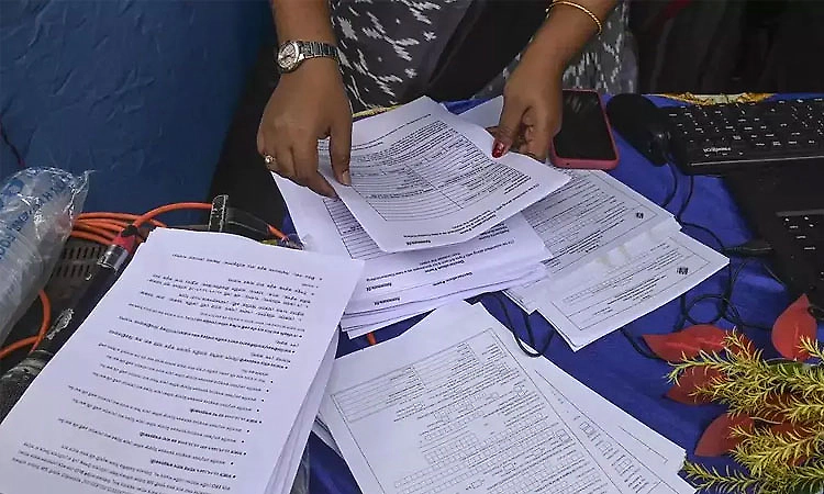 Karnataka receives 1.10 lakh Form-7 applications for voter inclusion, deletion