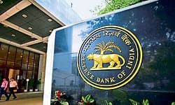 ಎಸ್‌ಬಿಐ, ಐಸಿಐಸಿಐ, ಎಚ್‌ಡಿಎಫ್‌ಸಿ ಬ್ಯಾಂಕ್‌ ಸುರಕ್ಷಿತ: ಆರ್‌ಬಿಐ