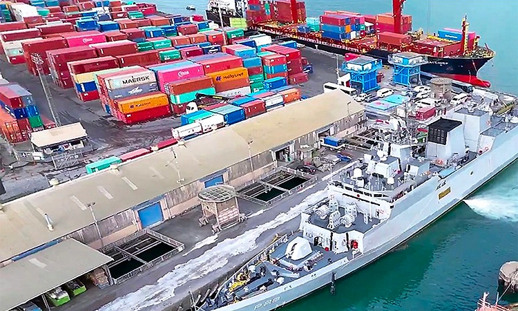 India's exports up 23 pc to USD 44.4 bn in Sep; trade deficit narrows to USD 30.21 bn