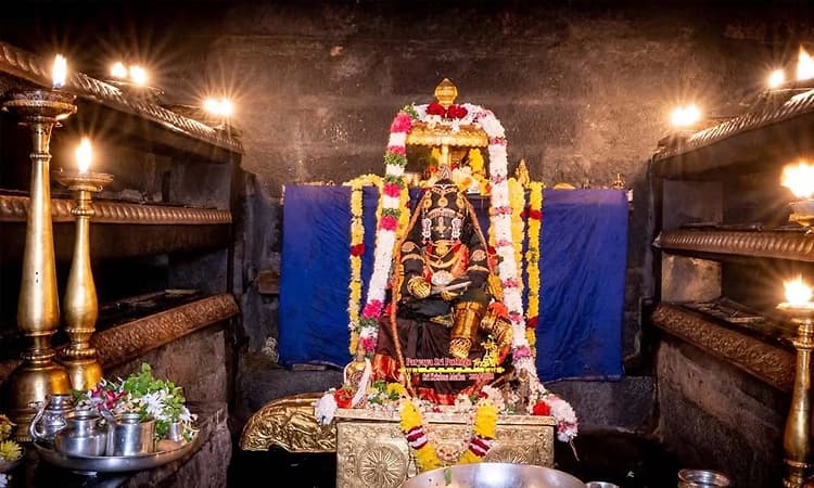 ದೇವರ ಪುಷ್ಪಾಲಂಕಾರ; ಇಂದಿನ ಫೋಟೋ ಆಲ್ಬಂ