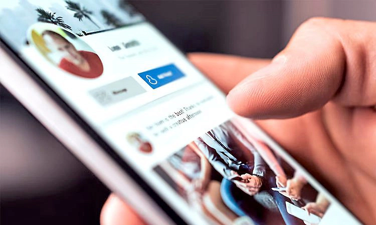 Mangaluru: ಪದ್ಮರಾಜ್ ವಿರುದ್ಧ ಸಾಮಾಜಿಕ ಜಾಲತಾಣದಲ್ಲಿ ಪೋಸ್ಟ್: ಪ್ರಕರಣ ದಾಖಲು