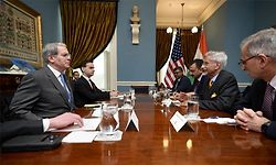 India- US; ಟ್ರಂಪ್ ಉನ್ನತ ಸಹಾಯಕರ ಭೇಟಿಯಾದ ಜೈಶಂಕರ್