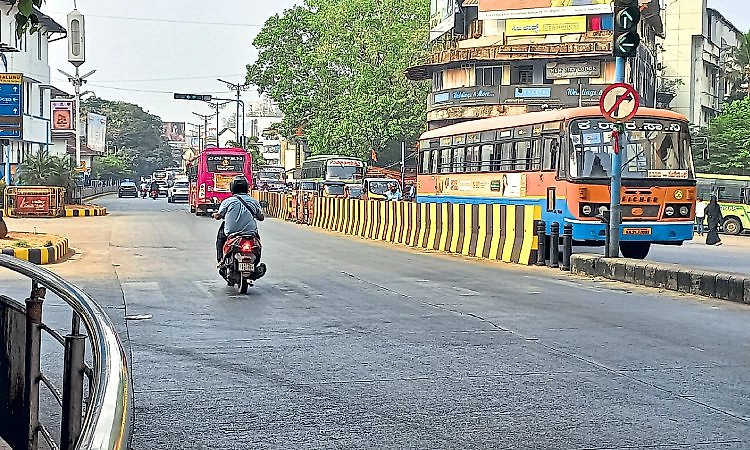 Mangaluru: ಬ್ಯಾರಿಕೇಡ್‌ ಬದಲು ಕಾಂಕ್ರೀಟ್‌ ವಿಭಜಕ