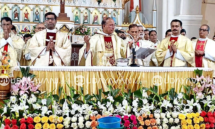 Shirva: ಮಾತೆ ಮೇರಿಯ ಆದರ್ಶದಂತೆ ಜೀವನ ನಡೆಸೋಣ :ಅತೀ| ವಂ| ಸ್ಟ್ಯಾನಿ ಲೋಬೋ