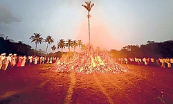 Bajpe: ಅರ್ಥಪೂರ್ಣ, ಆಕರ್ಷಕ ಕುಡುಬಿಗಳ ಹೋಳಿ