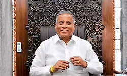 ಸಿದ್ದರಾಮಯ್ಯ ನನ್ನ ಕಚೇರಿಗೆ ಬರಲಿ, ನೋಡೋಣ ಯಾರು ಬುದ್ಧಿವಂತರು?: ವಿ.ಸೋಮಣ್ಣ  