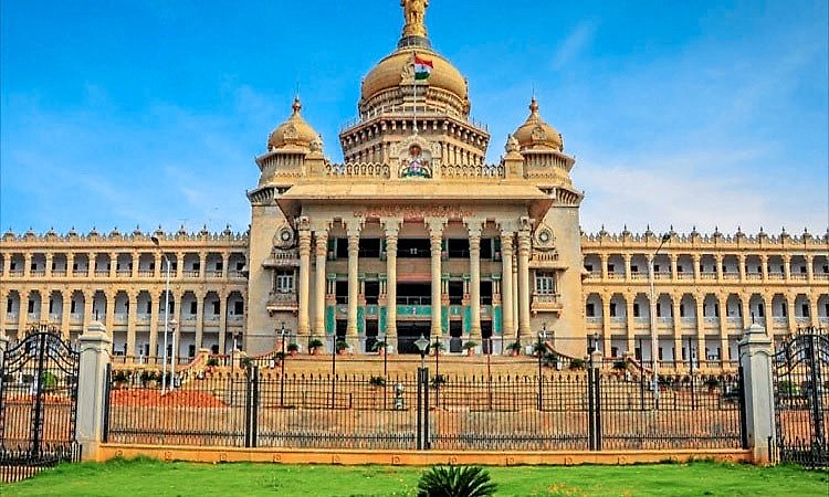 ವೆಚ್ಚ ನಿಯಂತ್ರಿಸಿ: ಸರ್ಕಾರಕ್ಕೆ ಹಣಕಾಸು ಇಲಾಖೆ