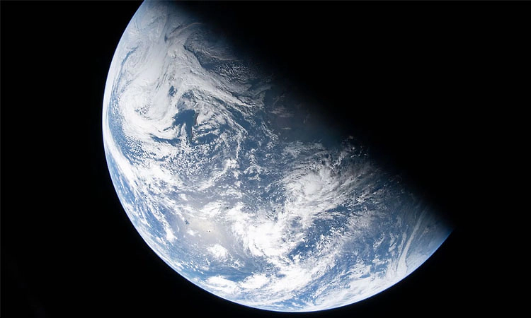 NASA; ಆರ್ಟೆಮಿಸ್ II ಗಗನಯಾತ್ರಿಗಳಿಂದ ಭೂಮಿಯ ಮೊದಲ ಅದ್ಭುತ ಚಿತ್ರಗಳ ಬಿಡುಗಡೆ