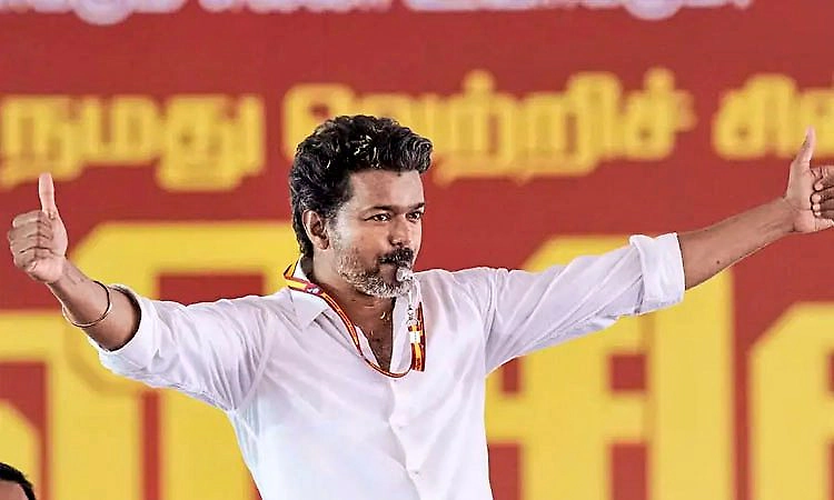 ಟಿವಿಕೆಗೆ ಭರ್ಜರಿ ಮುನ್ನಡೆ: ʼಜನ ನಾಯಕʼನಿಗೆ ಸೆಲೆಬ್ರಿಟಿಗಳಿಂದ ಅಭಿನಂದನೆಗಳ ಮಹಾಪೂರ