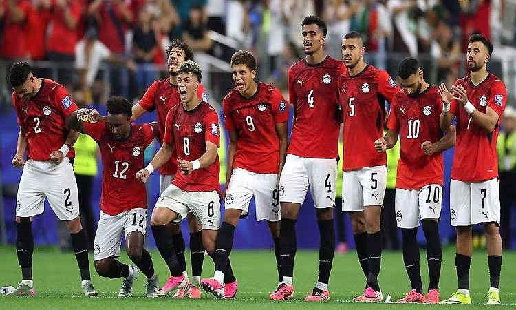 Egypt edge Australia in penalty shootout to reach FIFA World Cup Round of 16