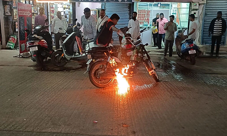 Firecracker spark sets TVS XL ablaze in Gadag; major mishap averted