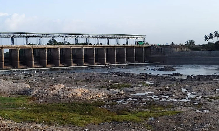 ರಬಕವಿ-ಬನಹಟ್ಟಿ: ಹಿಪ್ಪರಗಿ ಬ್ಯಾರೇಜ್ ಗೇಟ್ ಗಳು ಕಿತ್ತು ಹೋಗುವ ಭೀತಿ!