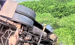Chikkaballapur: ಪಲ್ಟಿ ಹೊಡೆದ ಕೆಎಸ್ಆರ್ ಟಿಸಿ ಬಸ್, ಹಲವರಿಗೆ ಗಾಯ