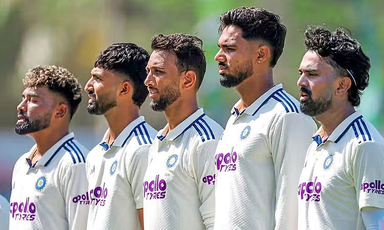 Duleep Trophy Final: ದಕ್ಷಿಣ ವಲಯ ತಂಡಕ್ಕೆ ರಾಹುಲ್‌, ಪಡಿಕ್ಕಲ್‌, ಸಿರಾಜ್‌ ಸೇರ್ಪಡೆ