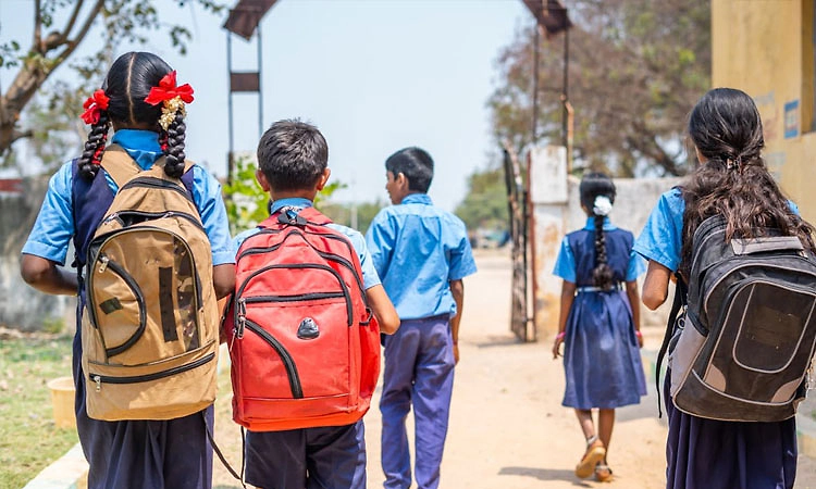 Davanagere: ಪ್ರೌಢ ಹಂತದಲ್ಲೇ ಶಾಲೆ ತೊರೆದ ಸಾವಿರಾರು ಮಕ್ಕಳು!
