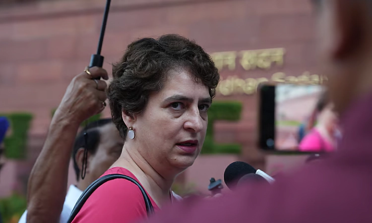 Priyanka slams PM, HM on 'sexual harassment' of female journalists during protest against CEC
