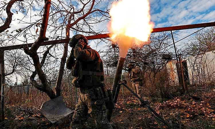 ರಷ್ಯಾದ 1,300 ಕಿ.ಮೀ ದೂರದ ನಗರ ಮೇಲೆ ಉಕ್ರೇನ್ ದಾಳಿ!