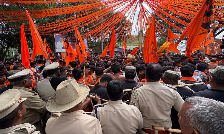 5,000 Hanuman devotees hold yatra in Karnataka's Srirangapatna