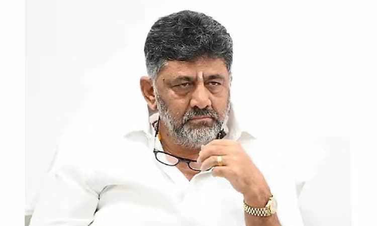 Meeting between Shivakumar, Jarkiholi creates buzz amid leadership tussle in Karnataka