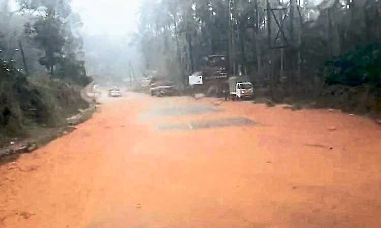 Sullia: ಭಾರೀ ಮಳೆ: ಹೊಳೆಯಂತಾದ ಹೆದ್ದಾರಿ; ಸಿಡಿಲು ಬಡಿದು ಹಾನಿ