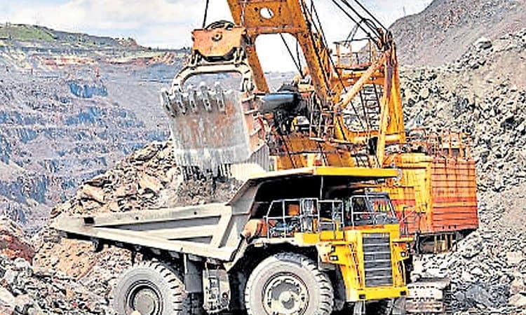 Karkala; ಕೆಲವೆಡೆ ಗಡಿ ಗುರುತಿಲ್ಲದೆ ಗಣಿಗಾರಿಕೆ!