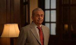 ಕೊನೆಯ ಕ್ಷಣದಲ್ಲಿ ಆಹ್ವಾನ ನಿರಾಕರಿಸಿದ ಮುಂಬೈ ವಿವಿ; ನಾಸೀರುದ್ದೀನ್ ಶಾ ಅಸಮಾಧಾನ