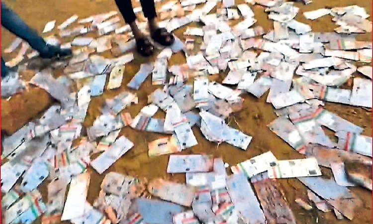 M'luru: Pile of Aadhaar cards found on Netravati riverbank near Farangipete