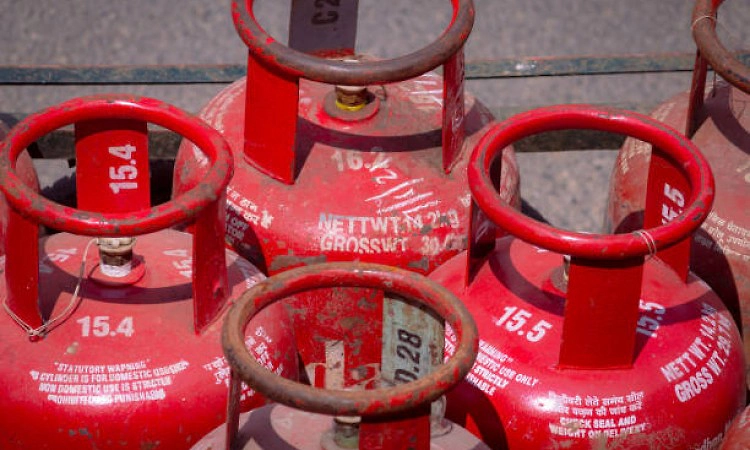 Karkala: Do not heed cooking gas shortage rumors: Supply stable, stock available