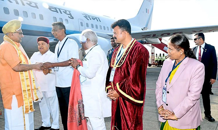 ಬೆಳಗಾವಿಗೆ ಆಗಮಿಸಿದ ಉಪರಾಷ್ಟ್ರಪತಿ ಸಿ.ಪಿ.ರಾಧಾಕೃಷ್ಣನ್