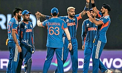 T20 World Cup: ಇಂಗ್ಲೆಂಡ್‌ ವಿರುದ್ದ ಸೆಮಿಫೈನಲ್‌ ಪಂದ್ಯಕ್ಕೆ ಹೀಗಿರಲಿದೆ ನೋಡಿ ಟೀಂ ಇಂಡಿಯಾ