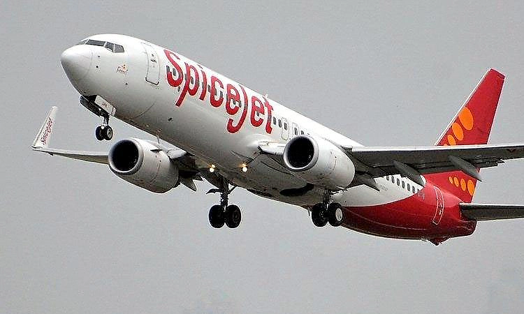 ಭಾರತೀಯರ ನೆರವಿಗೆ ಸ್ಪೈಸ್‌ಜೆಟ್: ಇಂದು ಯುಎಇನಿಂದ 13 ವಿಶೇಷ ವಿಮಾನಗಳ ಸಂಚಾರ