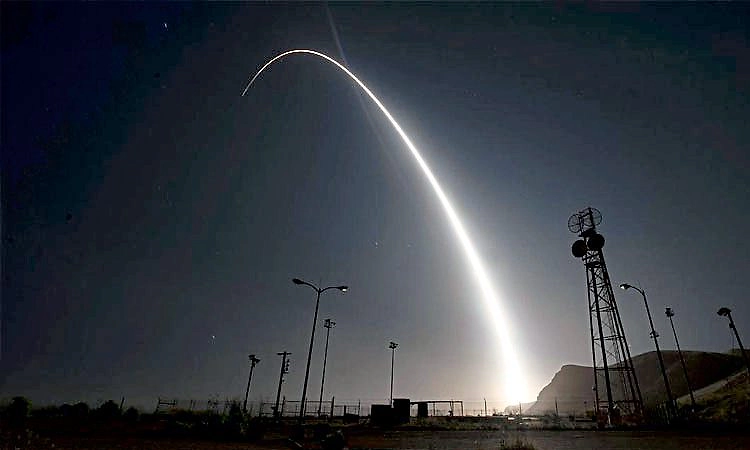 ವಿಶ್ವದ ಮೂಲೆ ಮೂಲೆ ತಲುಪುವ ಕ್ಷಿಪಣಿಯನ್ನು ಪರೀಕ್ಷಿಸಿದ ಅಮೆರಿಕ