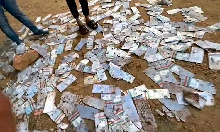 ಫರಂಗಿಪೇಟೆ: ಆಧಾರ್‌ಕಾರ್ಡ್‌ಗಳ ರಾಶಿ ಪತ್ತೆ ಪ್ರಕರಣ