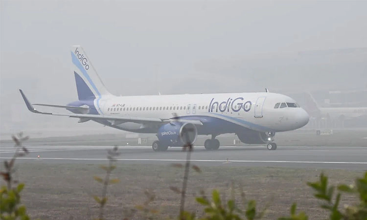 Bomb threat on Bengaluru–Delhi flight, passengers deboarded for checks