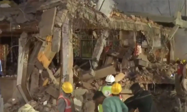 Madhya Pradesh; ಕಟ್ಟಡ ಕುಸಿದು ಇಬ್ಬರು ಸಾವು, ಹಲವರು ಅವಶೇಷಗಳಡಿ ಸಿಲುಕಿರುವ ಶಂಕೆ