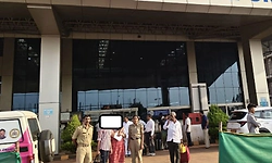 ಮನೆಯಲ್ಲಿ ಕೂಡಿ ಹಾಕಿ ಪತ್ನಿಗೆ ಹಿಂಸೆ: ಅಕ್ಕಪಡೆಯಿಂದ ಮಹಿಳೆಯ ರಕ್ಷಣೆ