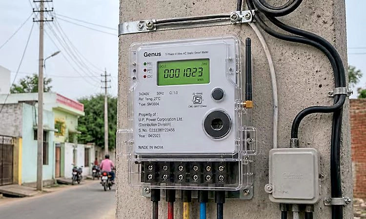 ಯುಪಿಯಲ್ಲಿ ಪ್ರಿಪೇಯ್ಡ್ ಸ್ಮಾರ್ಟ್ ಮೀಟರ್‌ಗಳಿಗೆ ಬ್ರೇಕ್! ಪೋಸ್ಟ್‌ಪೇಯ್ಡ್ ವ್ಯವಸ್ಥೆ ಜಾರಿಗೆ