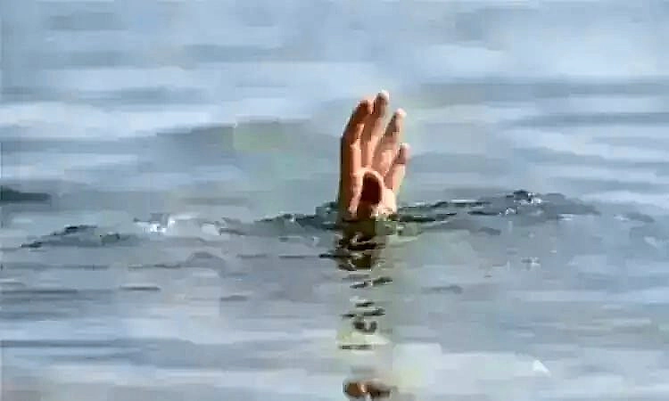 ಮಂಜೇಶ್ವರ‌ ಕುಂಡುಕೊಳಕೆ ಬೀಚ್‌ನಲ್ಲಿ ಬಾಲಕ ನೀರುಪಾಲು; ಇಬ್ಬರ ರಕ್ಷಣೆ   