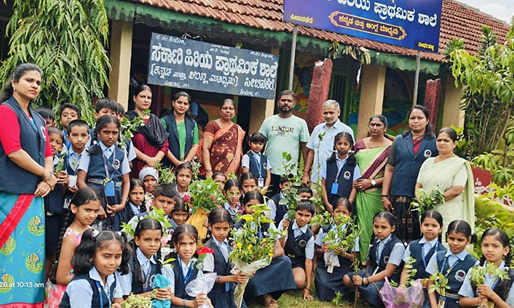 Thirthahalli: ಗಿಡ ನೆಟ್ಟು ವಿಶ್ವ ಪರಿಸರ ದಿನ ಆಚರಿಸಿದ ವಿದ್ಯಾರ್ಥಿಗಳು