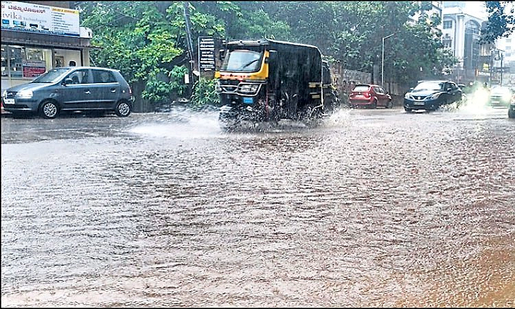 ದಕ್ಷಿಣ ಕನ್ನಡ ಜಿಲ್ಲಾದ್ಯಂತ ಧಾರಾಕಾರ ಮಳೆ; ವಿವಿಧೆಡೆ ಕೃತಕ ನೆರೆ