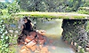 Putthige (Moodubidri): ಗೋಳಿಮಾರು ಕಾಲುಸಂಕ ಅಡಿಭಾಗ ಬಿರುಕು