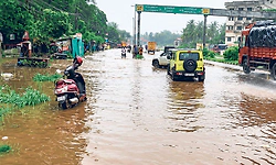 ಕುಂದಾಪುರ, ಗ್ರಾಮಾಂತರದಲ್ಲಿ ಭಾರೀ ಮಳೆ; ತಗ್ಗು ಪ್ರದೇಶಗಳು ಜಲಾವೃತ