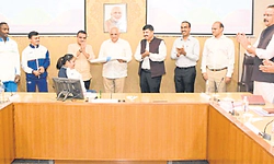 ಅಹ್ಮದಾಬಾದ್‌ ತಲುಪಿದ ಕಾಮನ್ವೆಲ್ತ್ ಧ್ವಜ